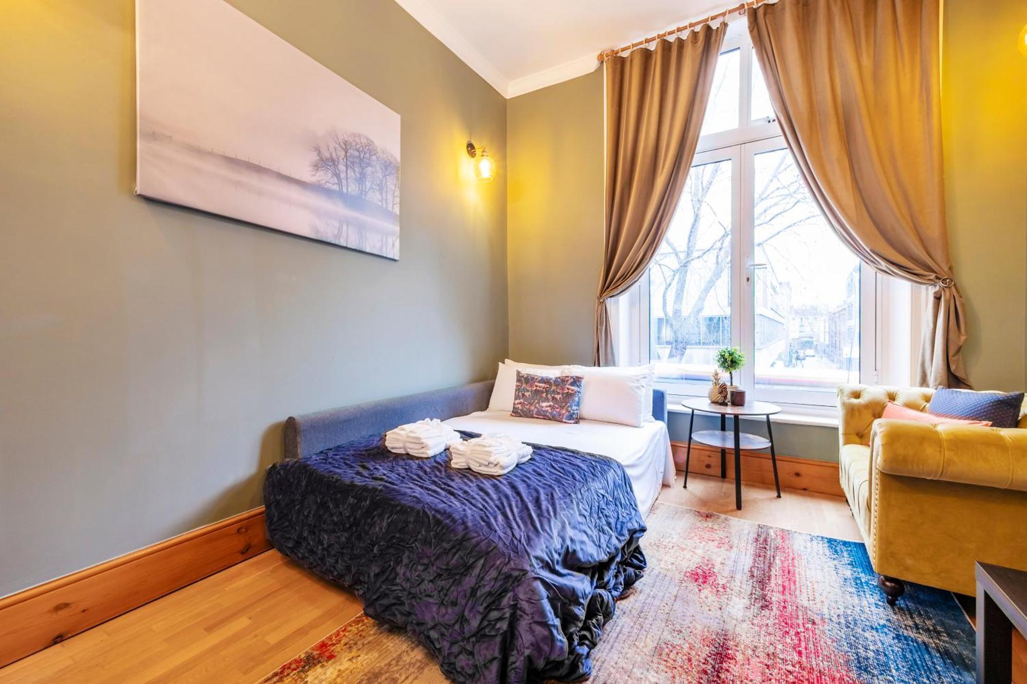 2 Bedroom In Center Of Лондон Екстер'єр фото
